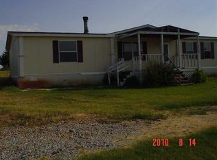 26600 Carrey Rd, Geary, OK 73040