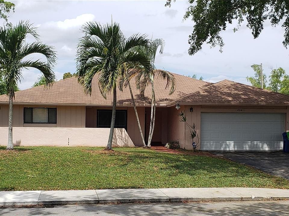 1st image of 9561 NW 33rd Mnr