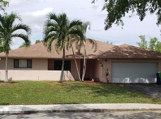 9561 NW 33rd Mnr, Fort Lauderdale, FL 33351