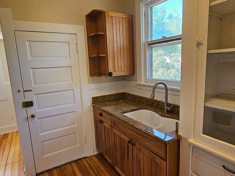 Modern countertops, cabinets and large sink