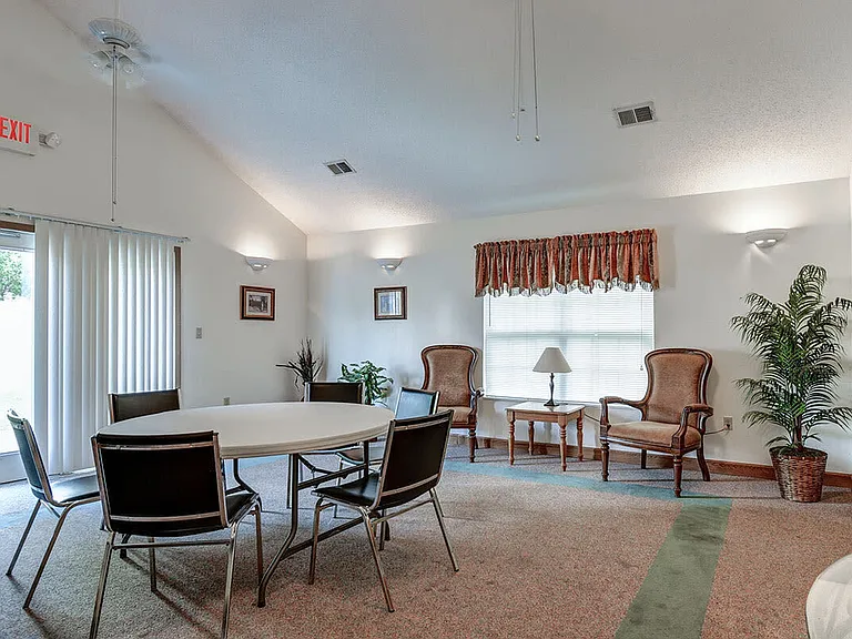 Oakmont Greene I — Photo 25