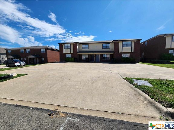 3rd image of 2812 Cantabrian Dr #A-d