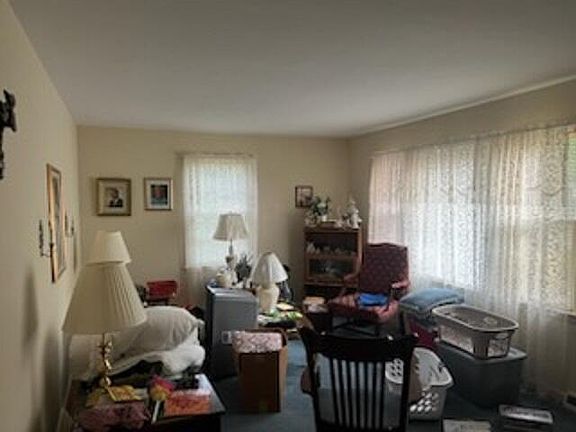 4th image of 821 Westview Dr
