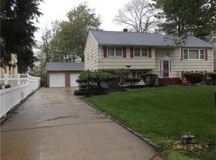 107 Harding Ave, Edison, NJ 08820