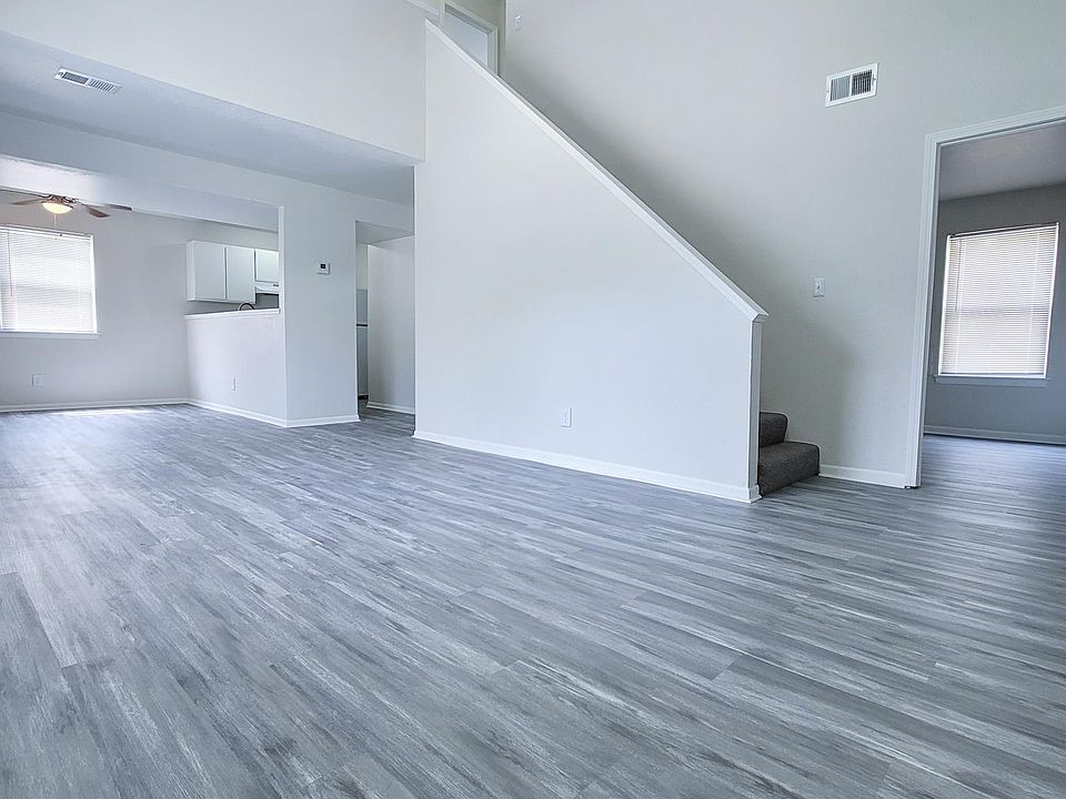 1st image of 5930 Cypress Pl #5930