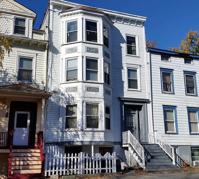1st image of 153 Grand St