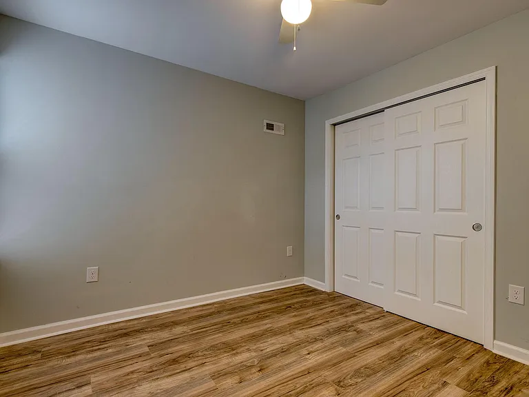 4021 Howland St — Photo 22