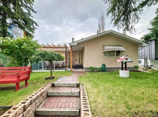 728 S Willacy Dr SE, Calgary, AB T2J 2E1
