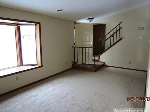 5th image of 3670 Gershwin Ln N