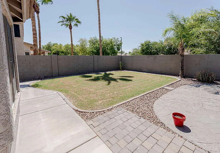 1058 S Roca St — Photo 23