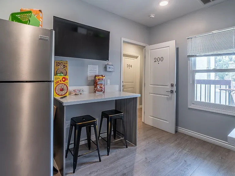 1166 W 29th St., LLC — Photo 8