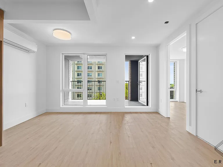 840 New York Ave #3F — Photo 4