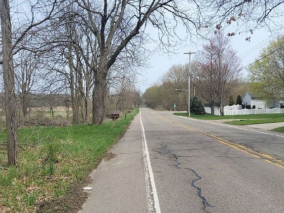 5th image of 4710 Bishop Ave