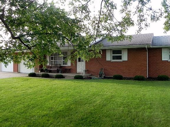 2nd image of 5 Greenmoor Dr