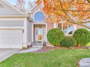 17 Cameron Ct, Monroe Township, NJ 08831