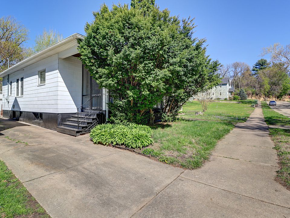 1st image of 232 N 6th St