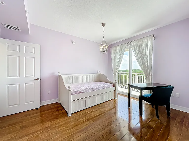 110 Warsteiner Way #301 — Photo 16