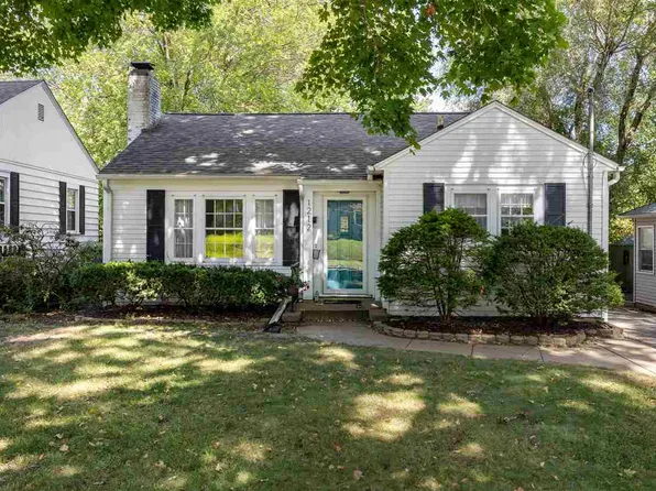 1212 Kirkwood Ave, Iowa City, IA 52240