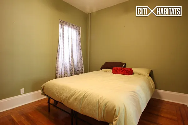 Rented by Citi Habitats | media 3