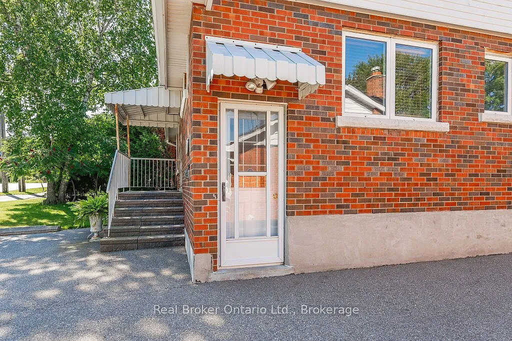 1 bed, $1,800 — Photo 2