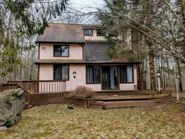 36 Big Bass Dr #B-311, Gouldsboro, PA 18424