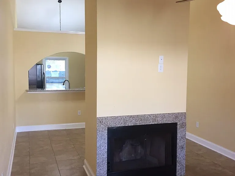 2011 Snowbird Dr — Photo 2
