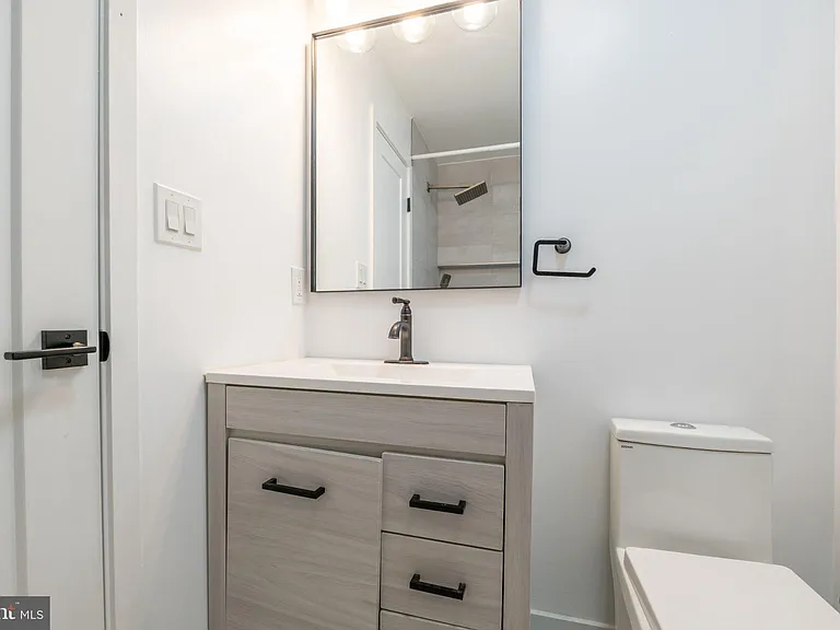 8321 Raymond Ln — Photo 25