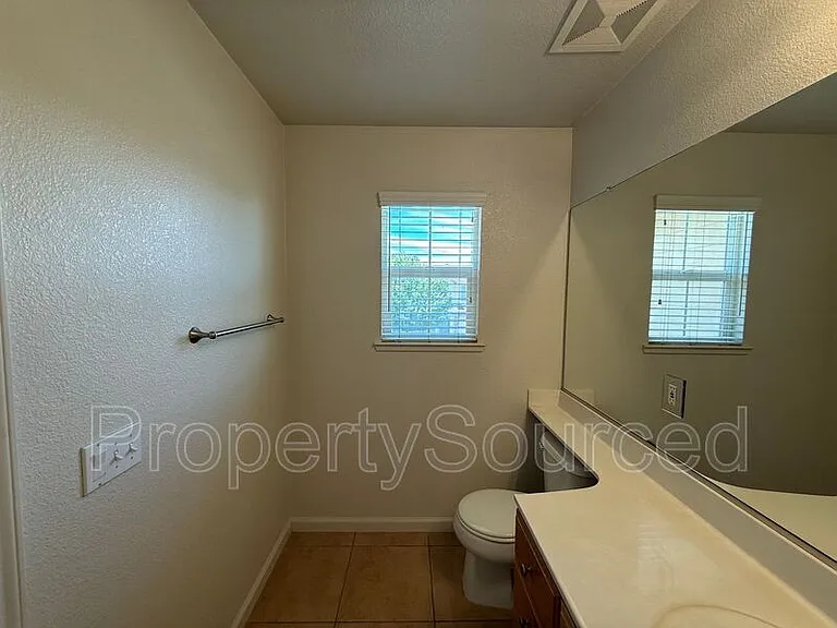 1688 Gathering Ln — Photo 45