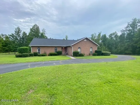 2588 Governors Ct, Marianna, FL 32446