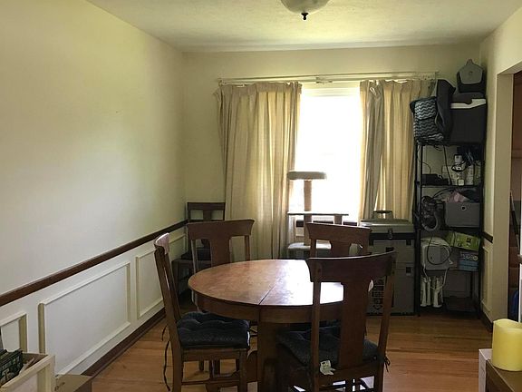 4th image of 1406 Hempwood Dr