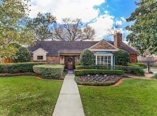 7515 Briar Rose Dr, Houston, TX 77063