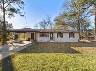 915 N Park Ave, Columbia, MS 39429