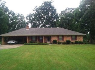 139 McMinn Cir, Louisville, MS 39339