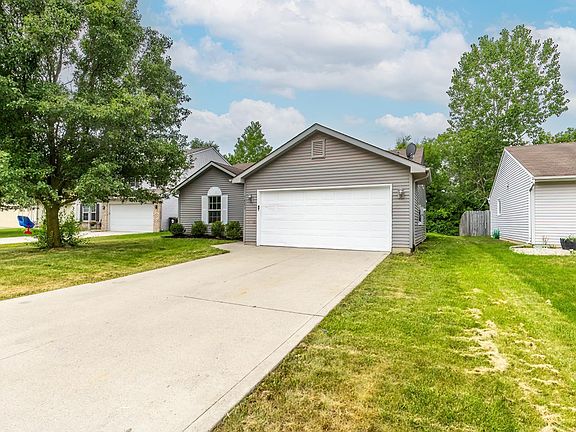 2nd image of 7823 Rocky Glen Pl