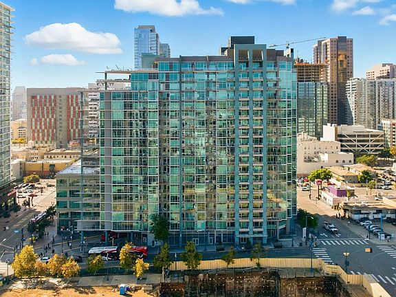 4th image of 1080 Park Blvd Unit 807