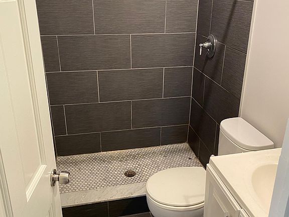 1st floor bathroom