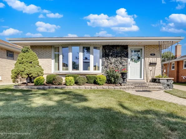 2923 Downing Ave, Westchester, IL 60154
