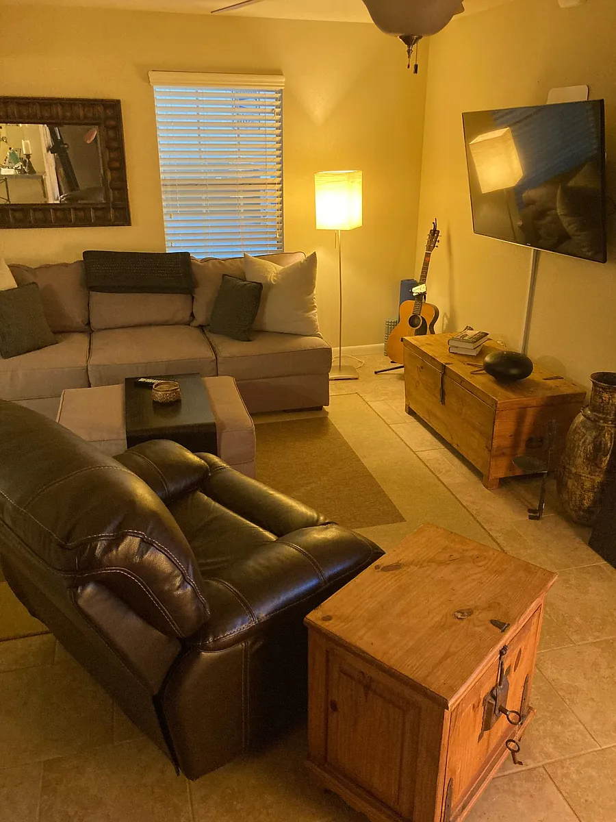 Building Photo - 1240 Barton Hills Dr #121
