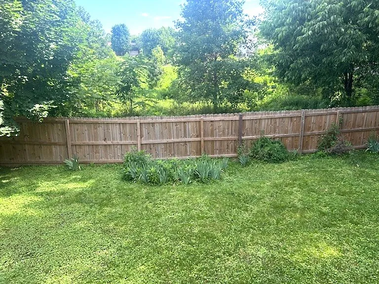 2709 Michelle Park — Photo 25