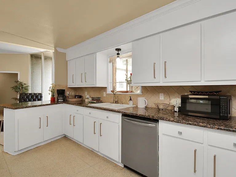 12719 Tammarack Dr — Photo 26