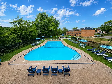Presidential Arms Apartment Homes - 1 Bed | 1 Bath