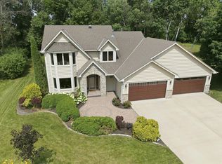 18615 Kanabec Trl, Lakeville, MN 55044