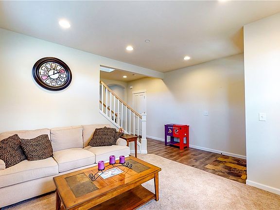 5th image of 5215 52nd St W