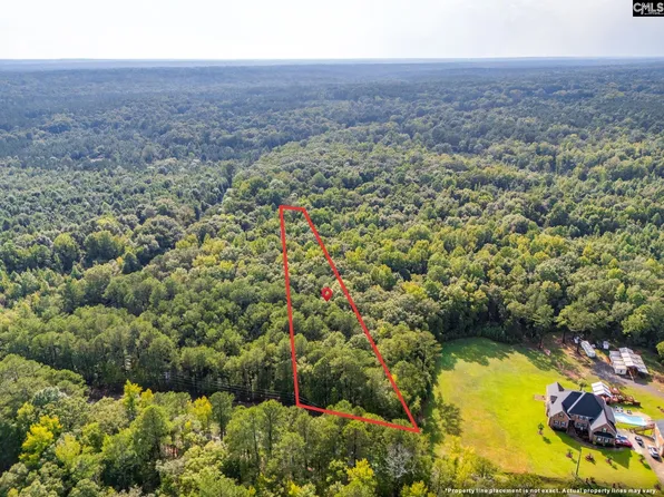 911 Barfield Rd, Elgin, SC 29045