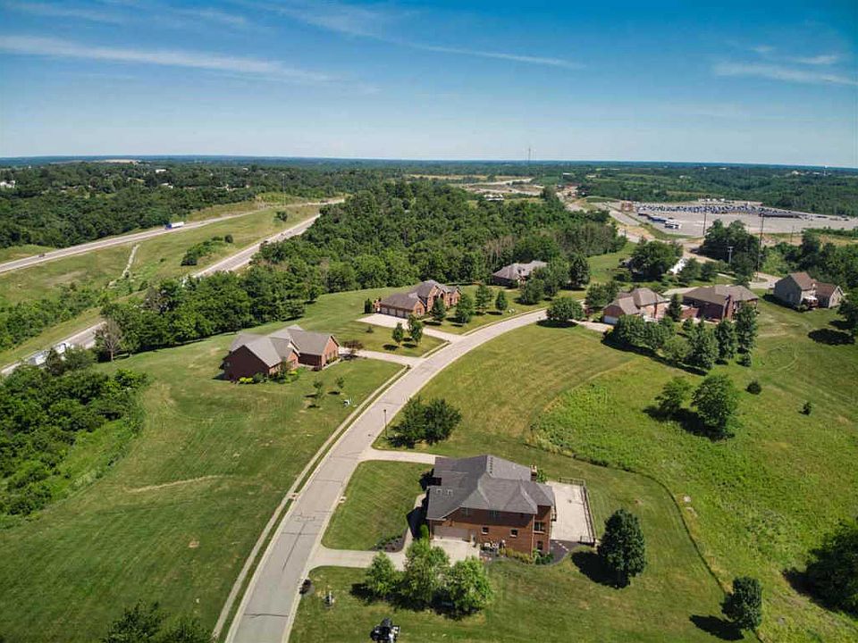 1st image of Lynnwood Dr
