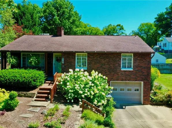1202 Minnesota Ave, Natrona Heights, PA 15065