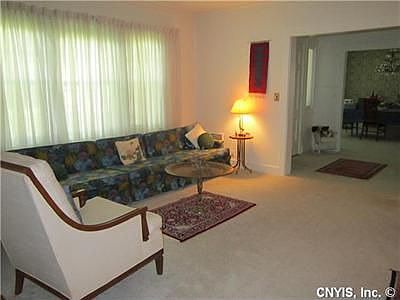 3rd image of 385 Genesee Park Dr