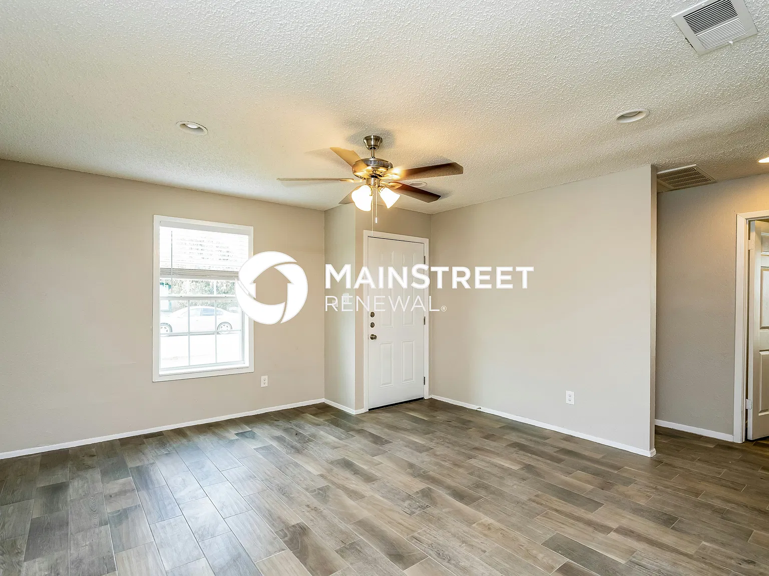 2404 McAdoo Ln — Photo 4
