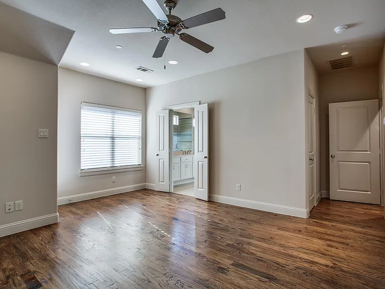 6136 Oram St #3 — Photo 8