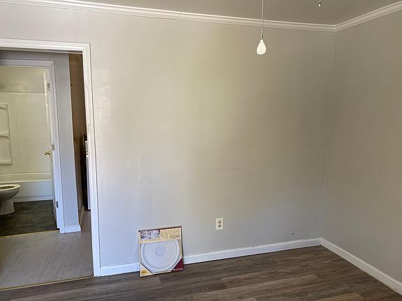 2nd image of 605 E Peachtree St #1